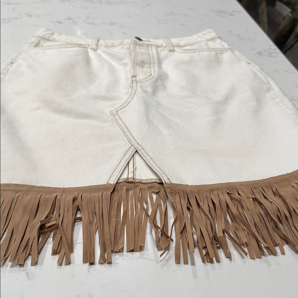 Esprit Cream Mini Skirt with Tan Fringe - Picture 2 of 5